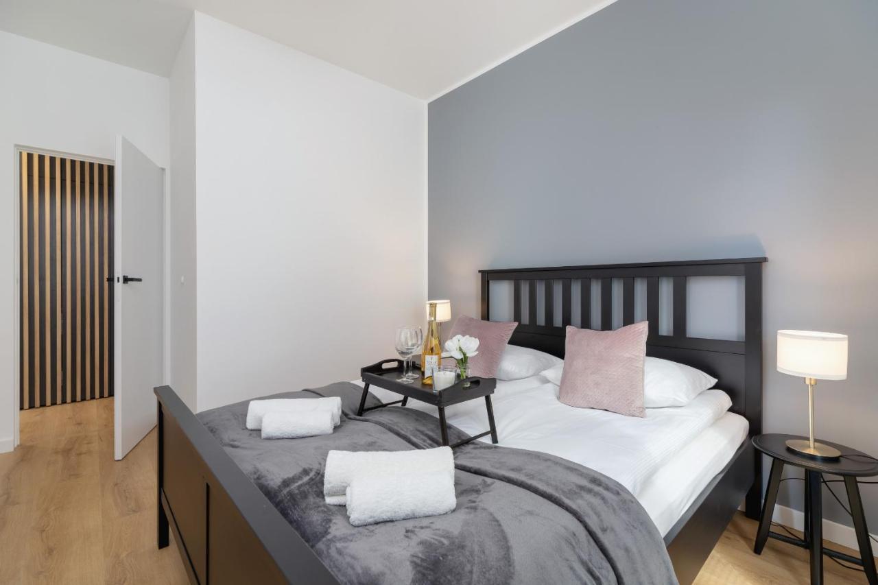 Luxurious Apartment Rakowicka Krakow By Renters Prestige Exteriör bild